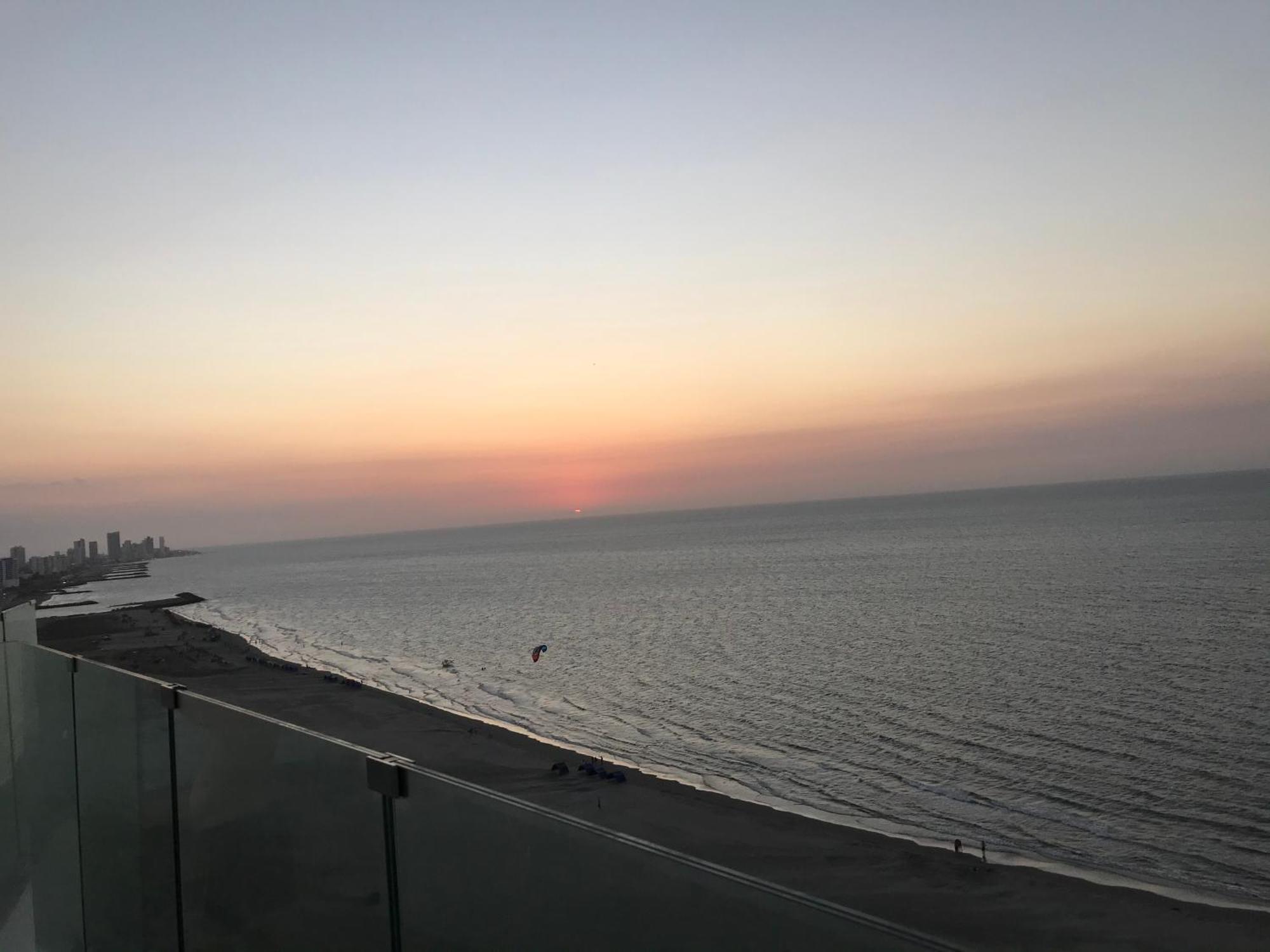 Apartamento Con Vista Directa Al Mar En Di *